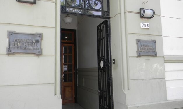 Breves de la Escuela Superior de Comercio