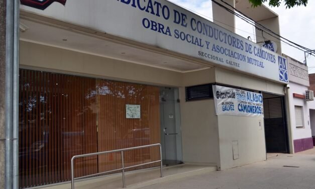 Camioneros cerró paritaria semestral por 26,5%, llegando a una suba anual de casi 50%