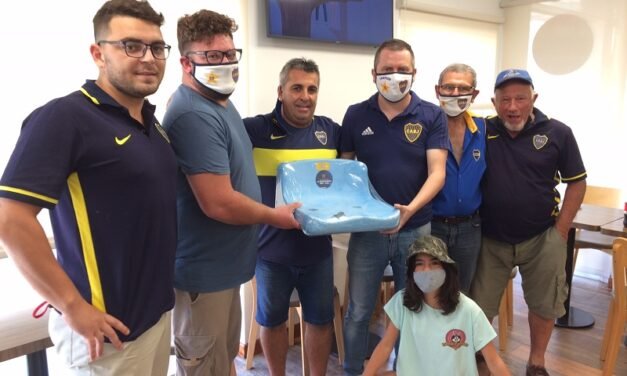 El Club Boca Juniors reconoció a un socio vitalicio integrante de la Peña Roberto Mouzo