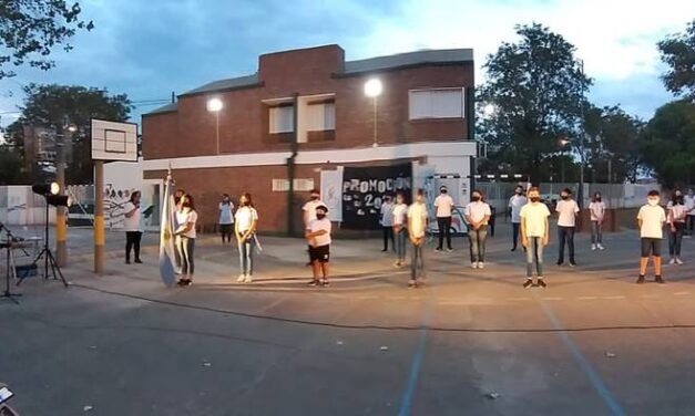 Escuela N° 6034: fue jueves de graduación para los chicos de Séptimo!!!