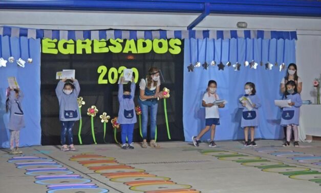 Egresaron los nenes de las secciones C y E del Jardín N° 225