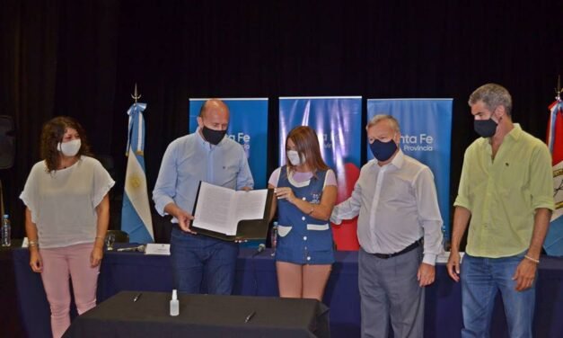 Gálvez recibió la visita del gobernador de la Provincia, Omar Perotti