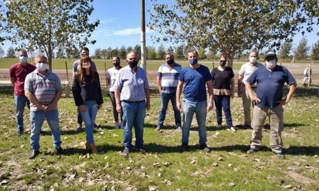 El ministro Capitani visitó instituciones la ciudad y se reunió con presidentes comunales