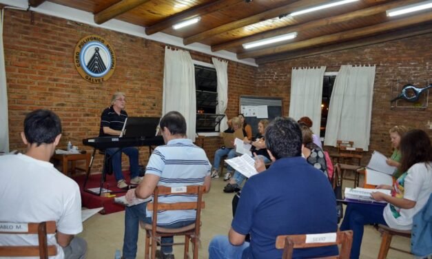 El Coro Polifónico volvió a los ensayos y ya piensa en su 50º Festival
