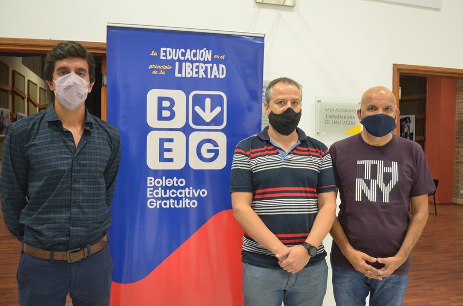 Presentaron en Gálvez el Boleto Educativo Gratuito
