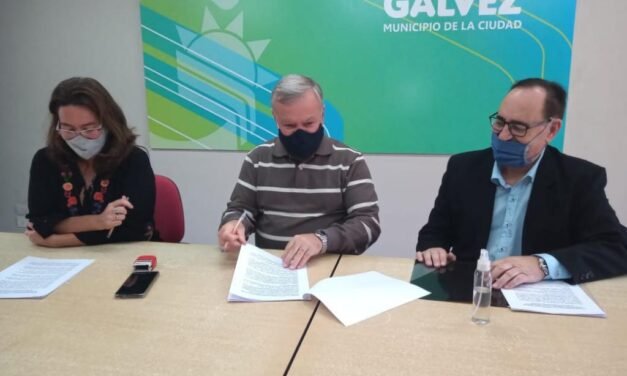 Firma de convenio con la Secretaría de Asuntos Hídricos y anuncio de obras para Barrio Oeste