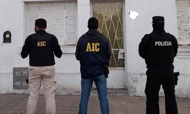 Realizan cuatro allanamientos en busca de armas de fuego