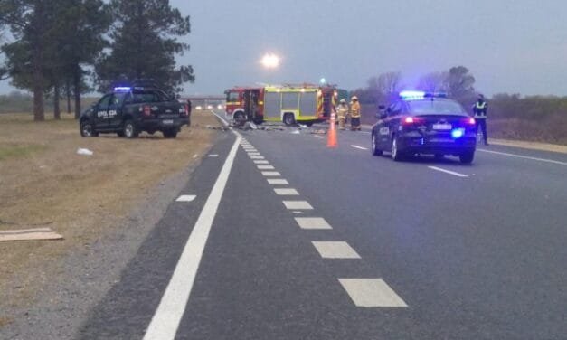 Policiales: dos fallecidos en un siniestro vial en la autopista a la altura de Arocena