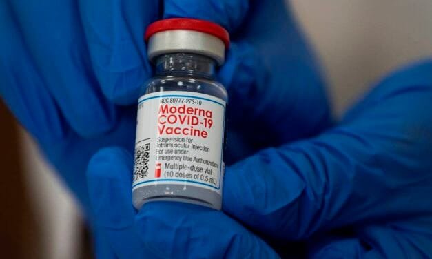 Empiezan a vacunar a menores de 12 a 17 años con comorbilidades