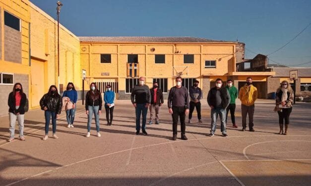 «Santa Fe Más»: entrega de tarjetas a los jóvenes que se capacitan en el Ceci BBC