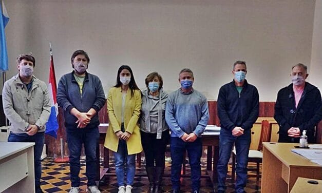 El Concejo reconoció a Sara Gardiol  por ser la primera mujer presidenta de Carsfe