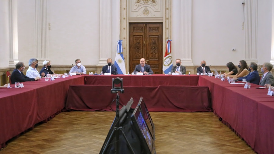 Seguridad: Perotti se reunió con referentes de sectores empresariales, gremiales, sociales, académicos y religiosos