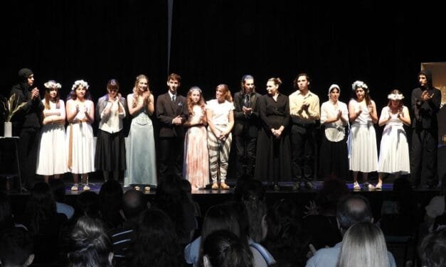 Con diferentes presentaciones, el Taller de Teatro del Liceo Municipal cerró el año en la CHCB