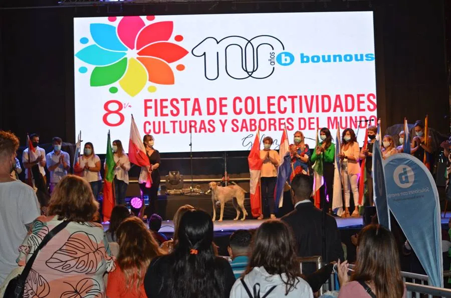 Colectividades 2022: el acto inaugural tuvo autoridades provinciales y nacionales y especial reconocimiento al personal de salud