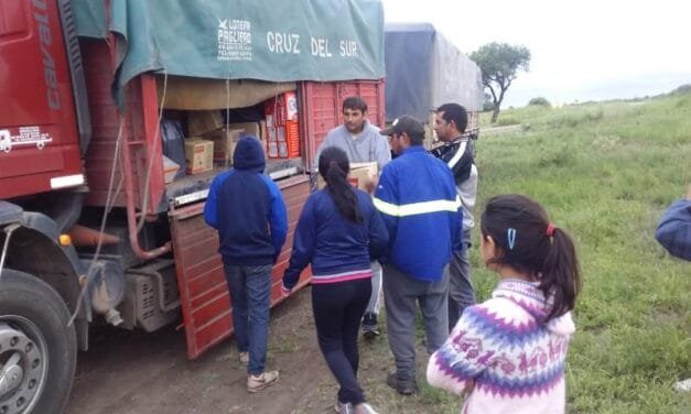 Una familia galvense llevó donaciones a un merendero en Santiago del Estero