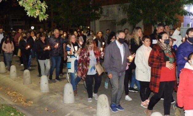 Vía Crucis: «en estos tres días vivimos el cambio de la humanidad, de estar perdidos a la esperanza»