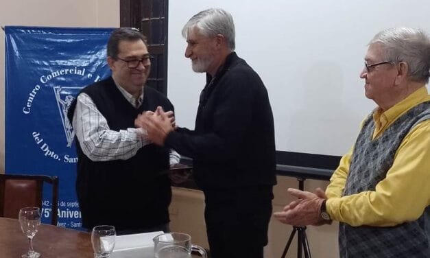 El Centro Comercial e Industrial homenajeó a Bounous Maquinarias S.A. en sus cien años