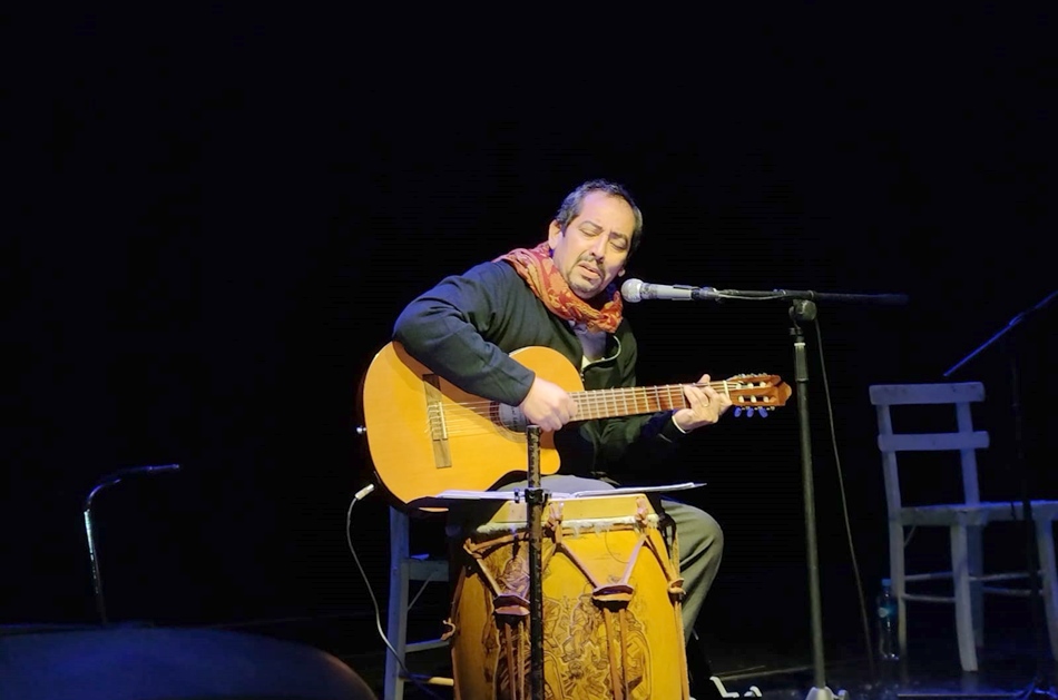 El músico Iván Ledesma regresó a Gálvez con un espectáculo emotivo