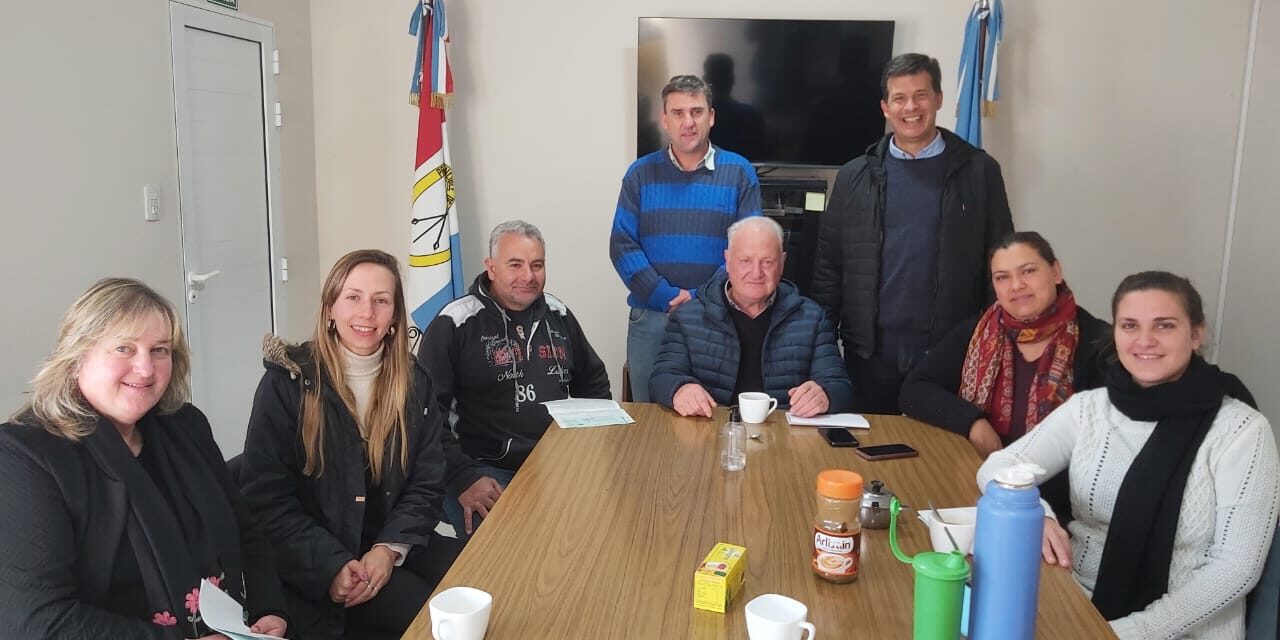 El senador Diana visitó las comunas de Campo Piaggio, Loma Alta y López