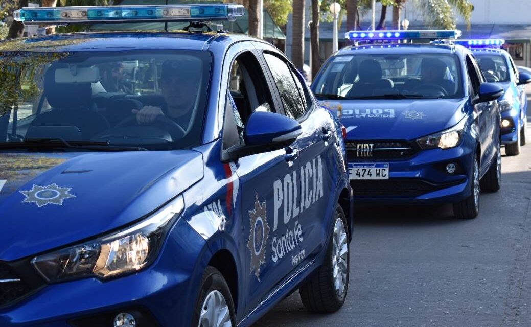Seis nuevos móviles policiales para el Departamento: dos vinieron a Gálvez