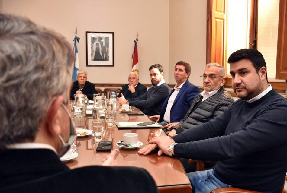 Germán Bacarella y Marcos Cleri se reunieron con senadores provinciales
