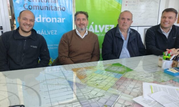Técnicos de ENACOM trabajan en la ciudad midiendo la calidad del servicio de Personal, Movistar y Claro