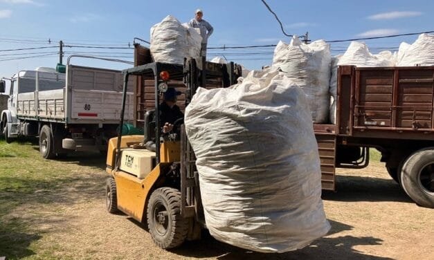 Quintina!! Se fue otro camión con «Cartón lleno»