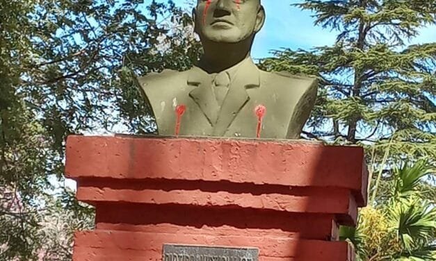 Comunicado de distintas entidades políticas ante las pintadas al busto de Juan Domingo Perón