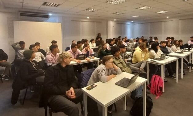 Docentes y alumnos de la  EETP 456 participan del «Programa Nexos»