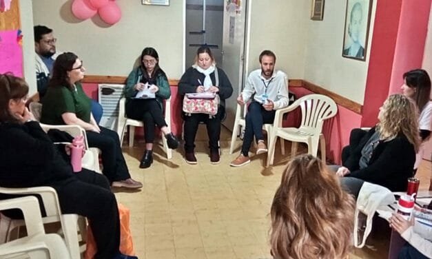 Convocatoria a reempadronamiento y capacitación en el Centro de Salud «Eva Perón»