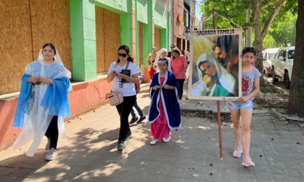 Con caminata y picnic, celebraron el Día de los Santos