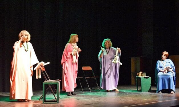 El Grupo «Esopo» abrió los «Miércoles teatrales a la gorra»
