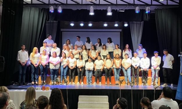 Egresaron los Bachilleres 2022 de la EEMPA N°1304