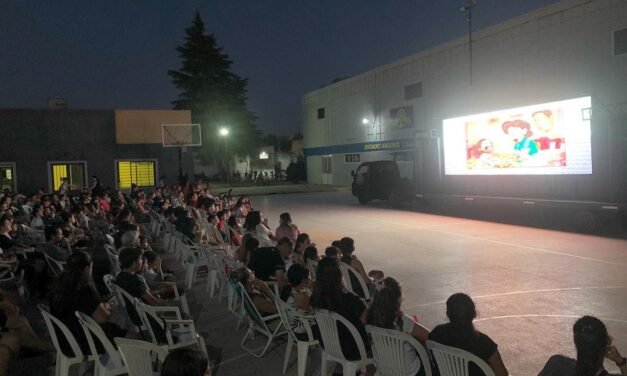 Comenzó una nueva edición de «Cine al Aire Libre»