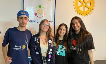 Vienen y van: Rotary despide a tres intercambistas y recibe a un joven de Brasil