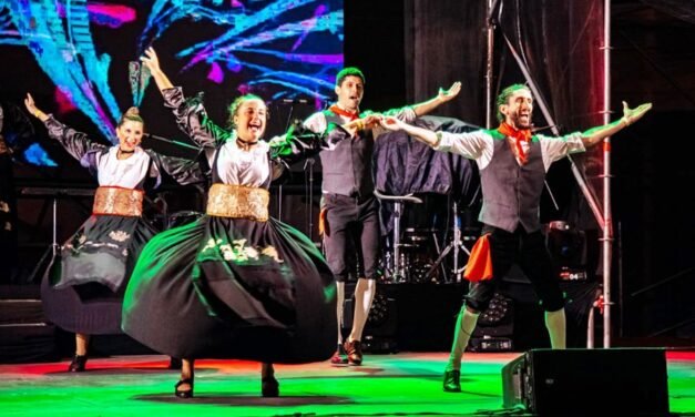 «Colectividades» ya definió la grilla para las tres noches