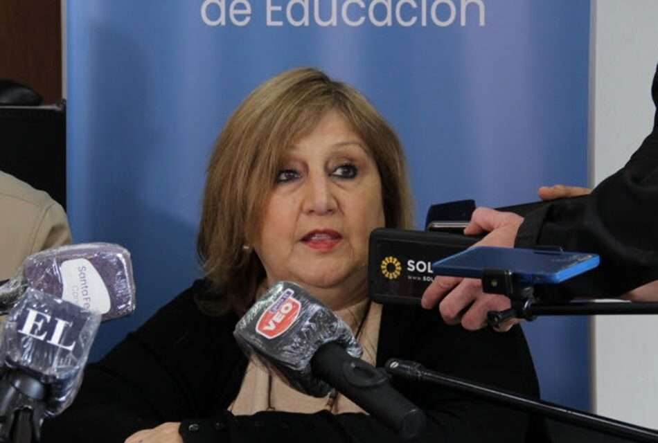 Adriana Cantero renunció al Ministerio de Educación de Santa Fe