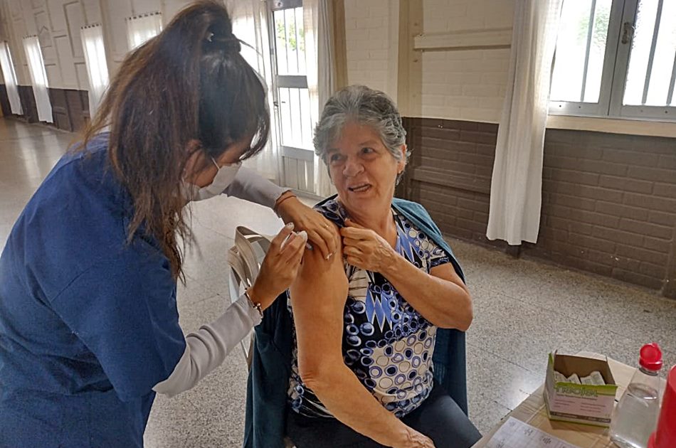 La Semana de Vacunación de las Américas comenzó en Vecinal Florida