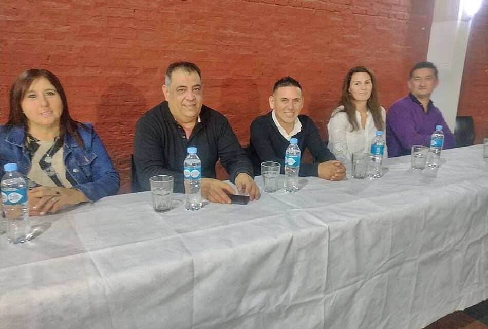 Alarcón al Concejo y «Juanjo» Piedrabuena a Diputados, lanzaron las listas de «Volvamos al peronismo»