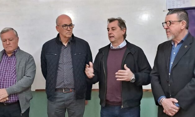 Capitani: «Las capacitaciones en cuestiones tecnológicas es lo que se viene, y abren la posibilidad de potenciar a la ciudad»