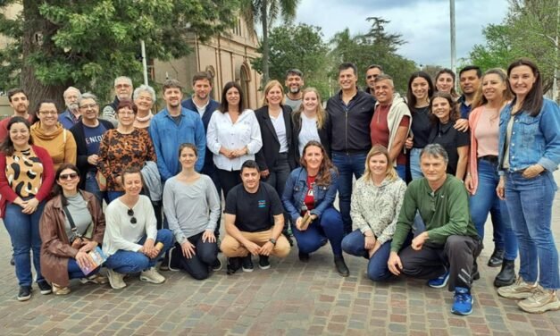 Clara García: «El 10 de septiembre, voten la U, la U de Unidos, y van a encontrar un gran equipo de gobierno»