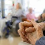 Geriátricos: continúa la problemática y los familiares esperan soluciones desde Provincia