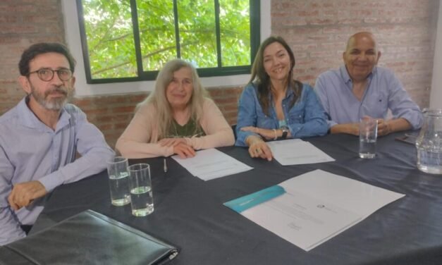 Entregaron Becas del Programa «CreARTE Litoral»