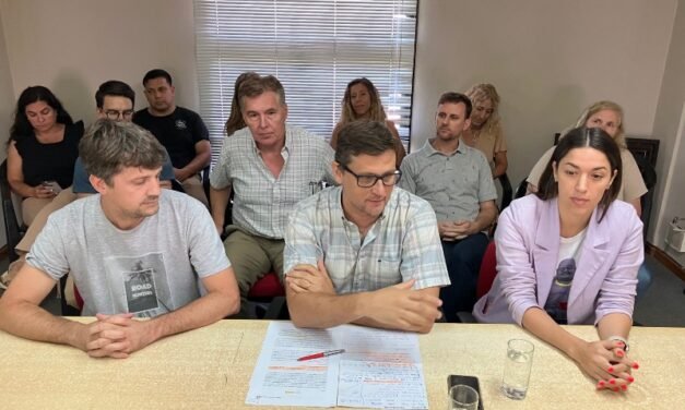 El Intendente Busso firmó un decreto que da de baja el pase a planta permanente de 56 empleados