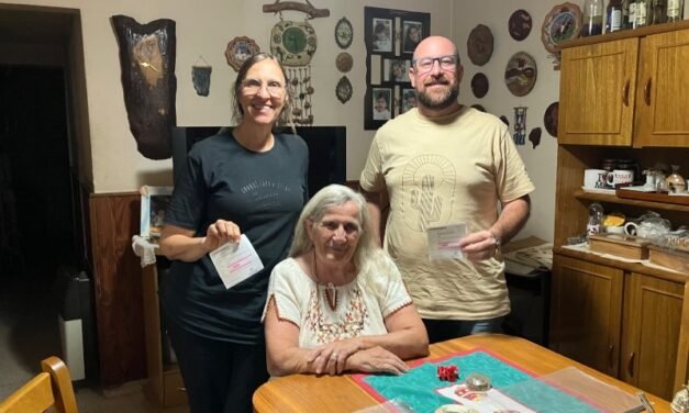 Se va la primera: «Cartón Lleno» empezó el año realizando donaciones