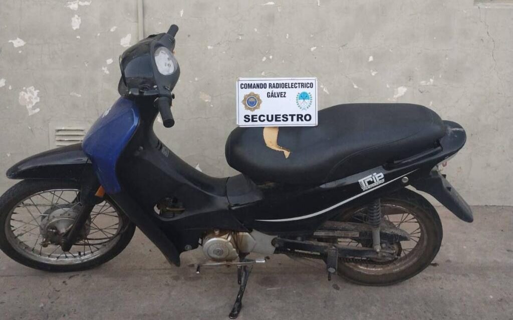 Policiales: recuperaron motos robadas en Gálvez y en Irigoyen