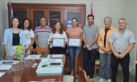 Concejo: homenajes a mujeres presidentas de Vecinales y pase a comisión de proyecto para declarar a Gálvez en emergencia sanitaria por dengue