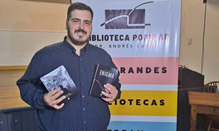 El autor Facundo Mira presentó sus dos primeros libros en la ciudad