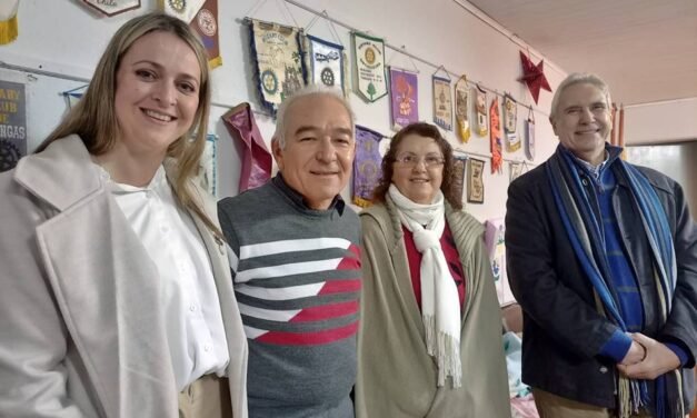 Cena de amistad y nuevos socios en el Rotary Club Gálvez