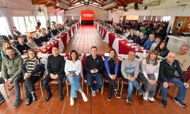 EL SOCIALISMO EN UNIDAD IMPULSA UNA REFORMA CONSTITUCIONAL “QUE PONGA EL PODER EN MANOS DE LA GENTE”
